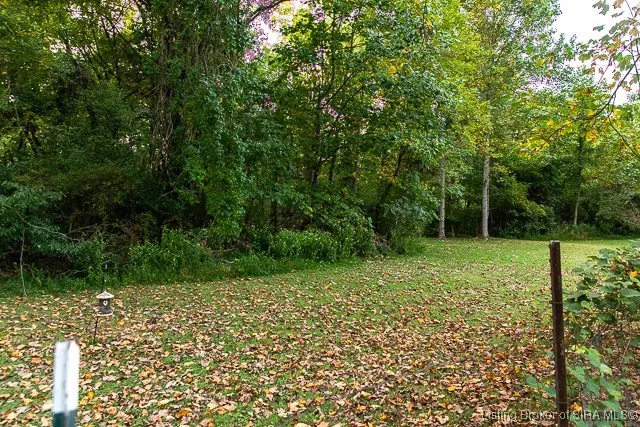 $218,000 | 2131 Seneca Drive, Madison, IN 47250