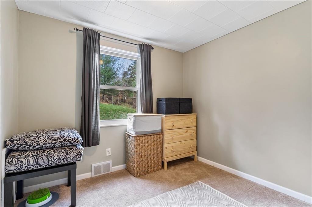 129 Jacks Run Road Pittsburgh, PA 15214 - Photo 13 of 24 Gallery Image 13
