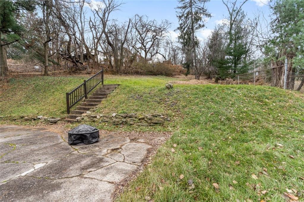 129 Jacks Run Road Pittsburgh, PA 15214 - Photo 18 of 24 Gallery Image 18