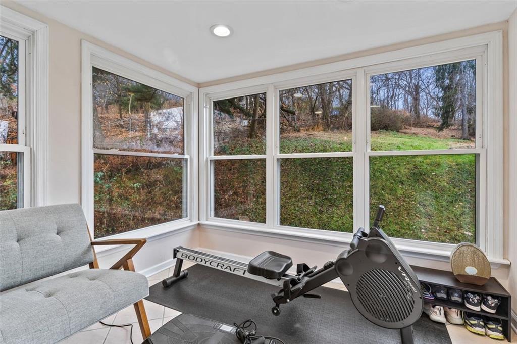 129 Jacks Run Road Pittsburgh, PA 15214 - Photo 9 of 24 Gallery Image 9