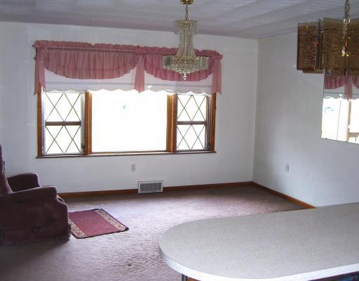 1215 Butler Road Worthington, PA 16262 - Photo 3 of 11 Dining Room.