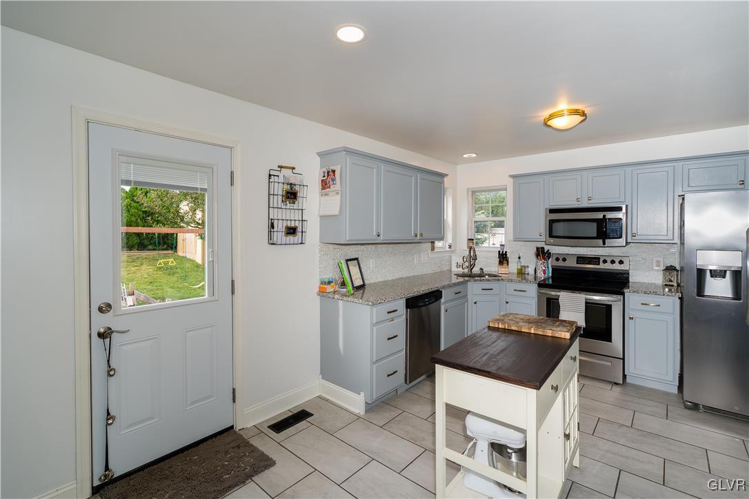 2301 Red Maple Drive Coplay, PA 18037 - Photo 8 of 21 Gallery Image 8