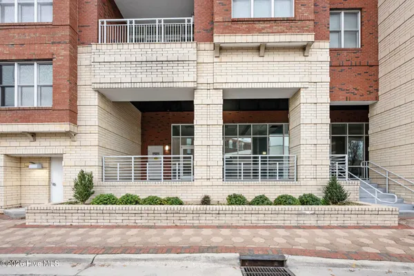 $250,000 | 100 Sky Sail Boulevard, Unit 104, New Bern, NC 28560