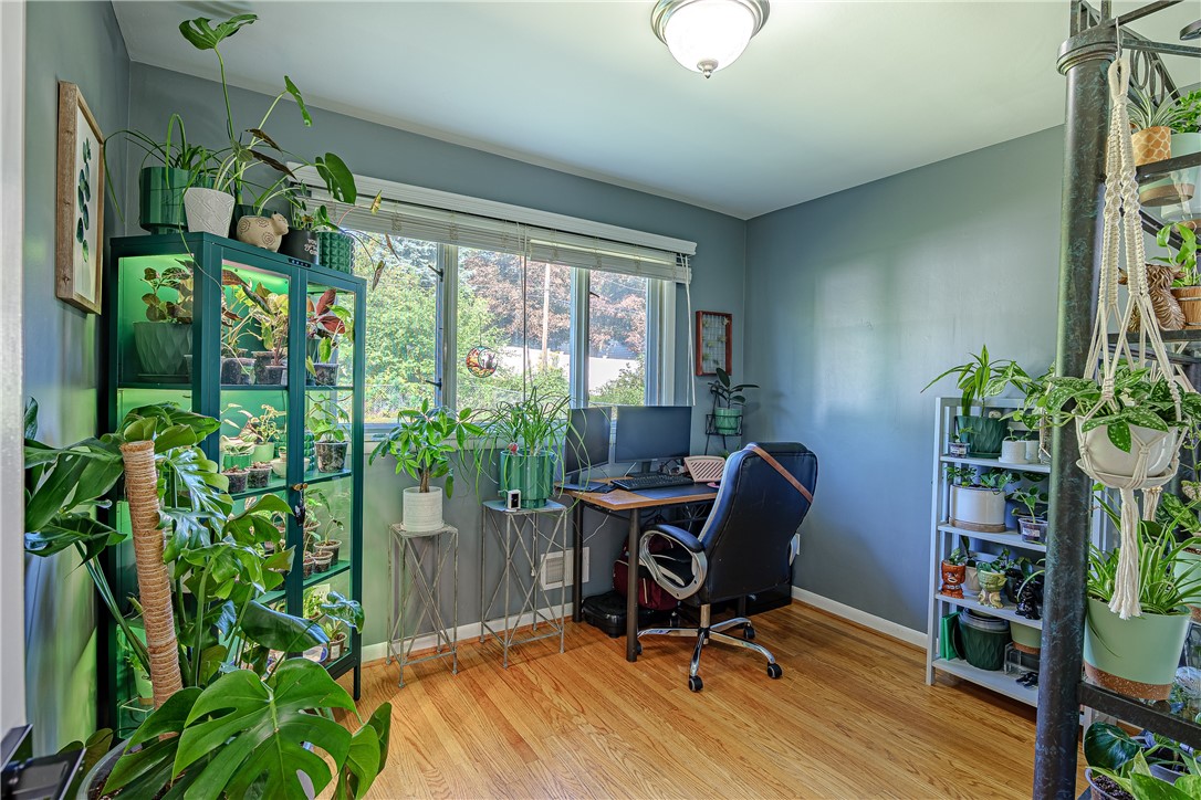 25 Dorington Road Irondequoit, NY 14609 - Photo 22 of 42 Gallery Image 22