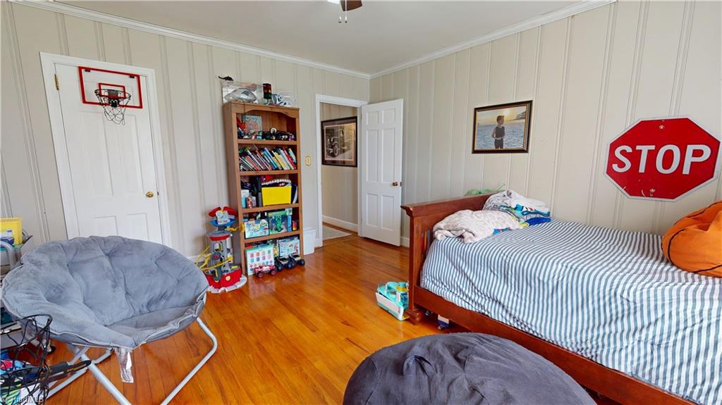 224 Country Club Road Mount Airy, NC 27030 - Photo 13 of 34