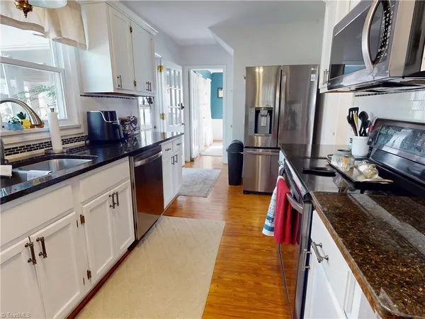 $349,900 | 224 Country Club Road, Mount Airy, NC 27030