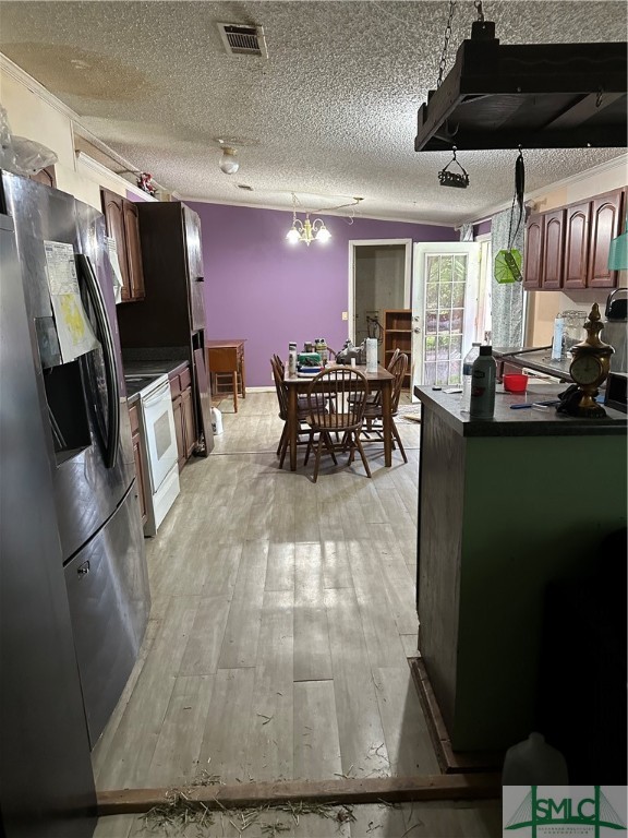 405 Hummingbird Lane Springfield, GA 31329 - Photo 3 of 13 Kitchen