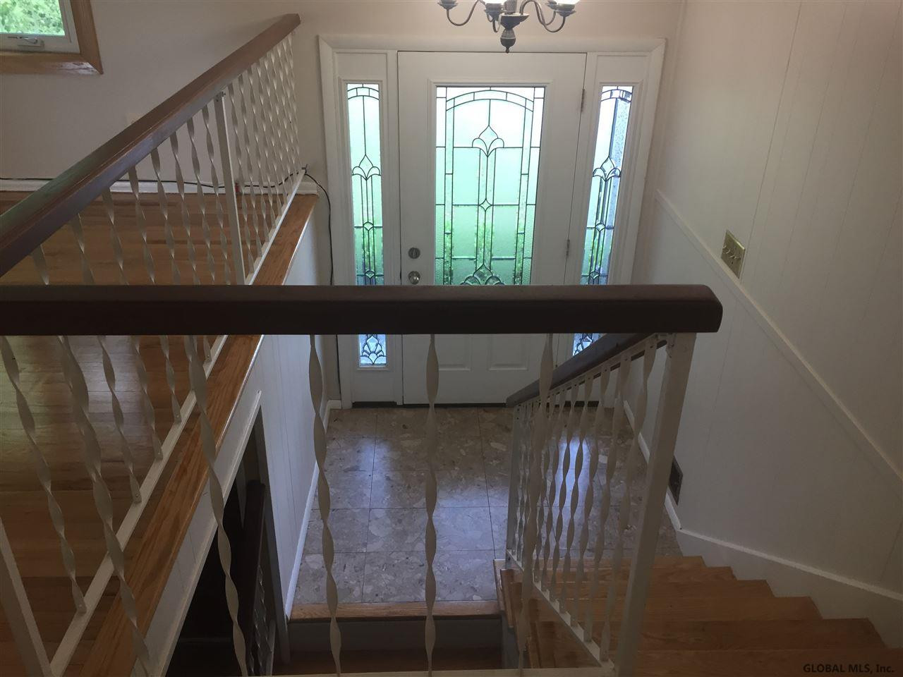 202 Vly Road Schenectady, NY 12309 - Photo 3 of 17 Photo 3