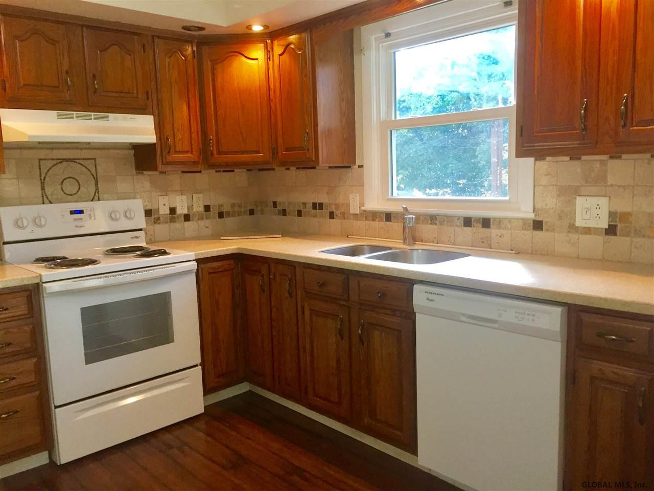 202 Vly Road Schenectady, NY 12309 - Photo 7 of 17 Photo 7