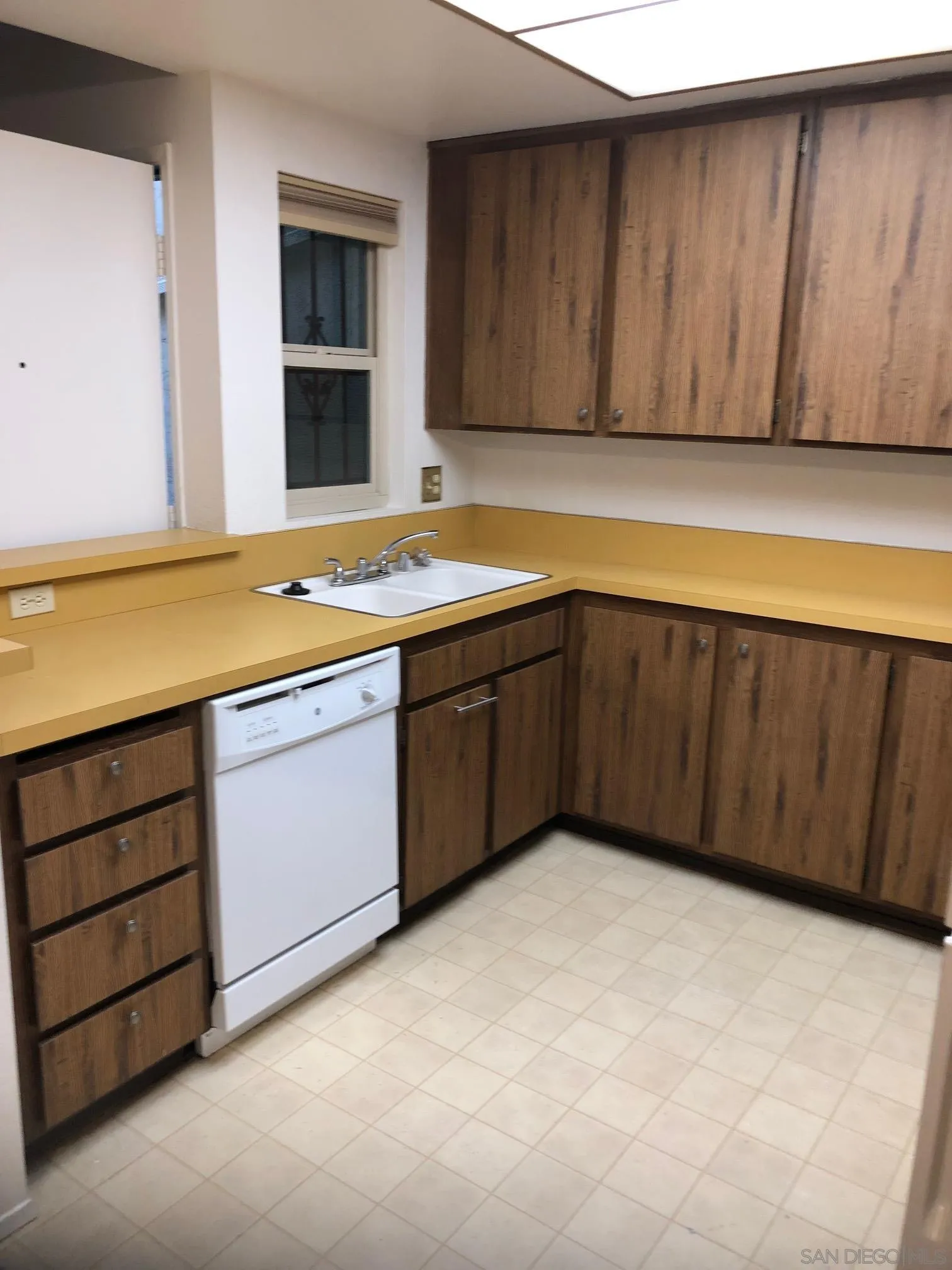 5938 Rancho Mission Road San Diego, CA 92108 - Photo 9 of 15