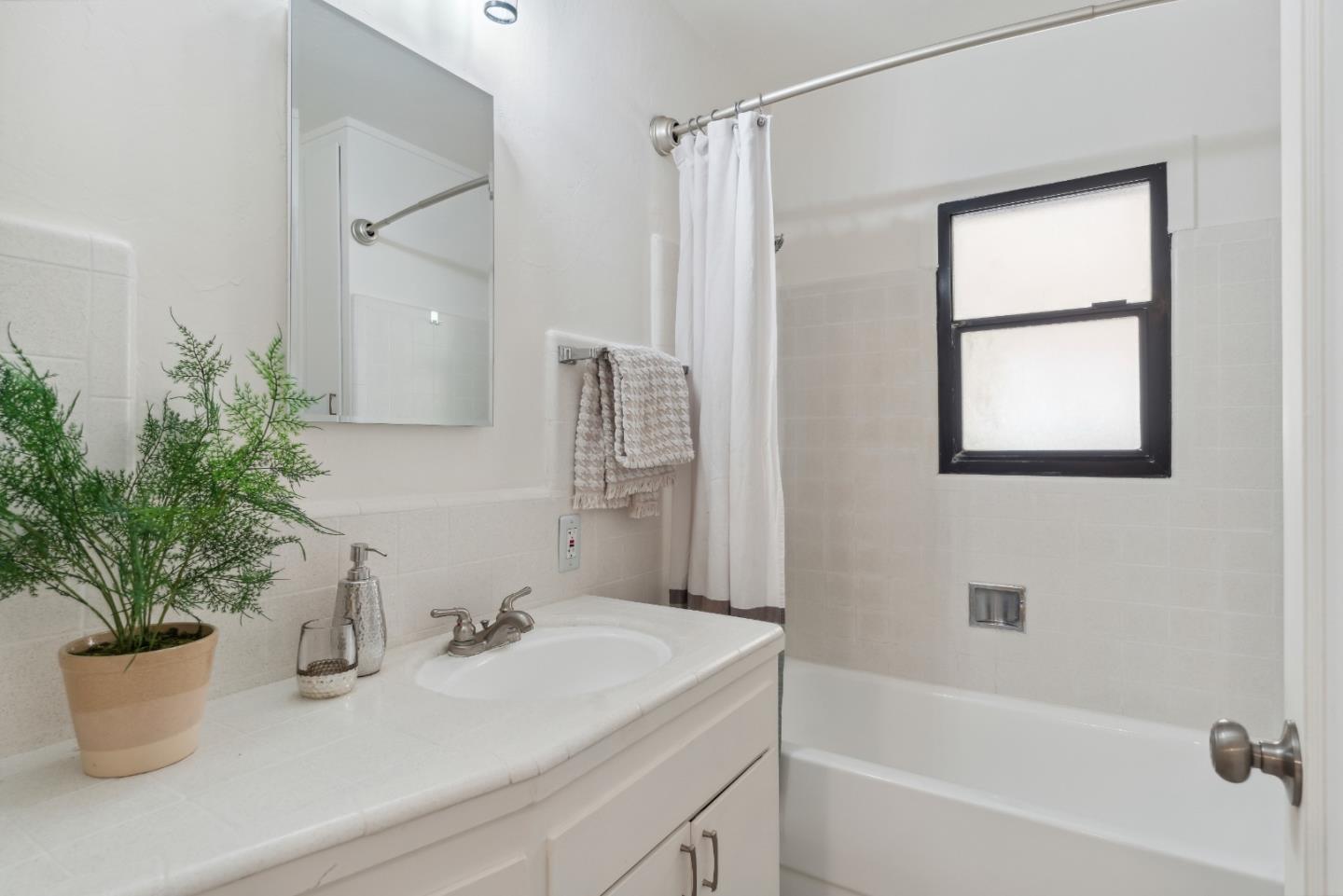 1888 Lockhart Gulch Road Scotts Valley, CA 95066 - Photo 18 of 100 Gallery Image 18