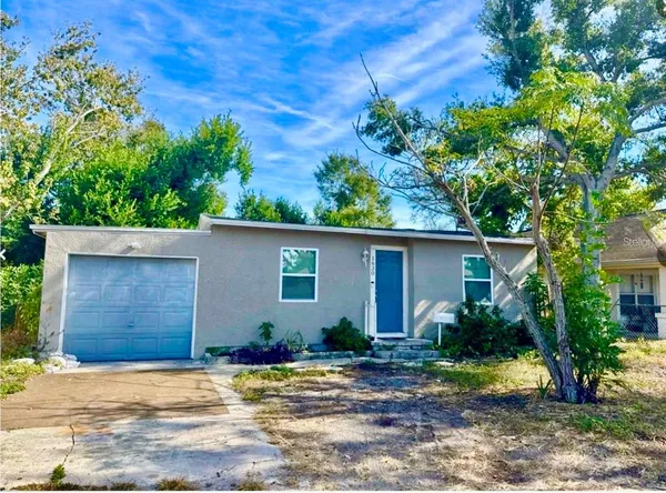 $1,955 | 1630 Newark Street South, St. Petersburg, FL 33711