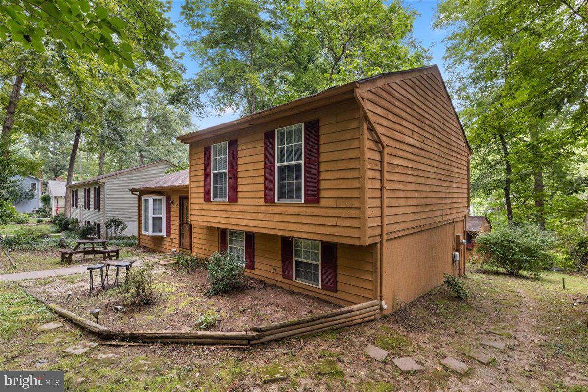 115 Indian Hills Road Locust Grove, VA 22508 - Photo 18 of 20 a front view of a house with entertaining space