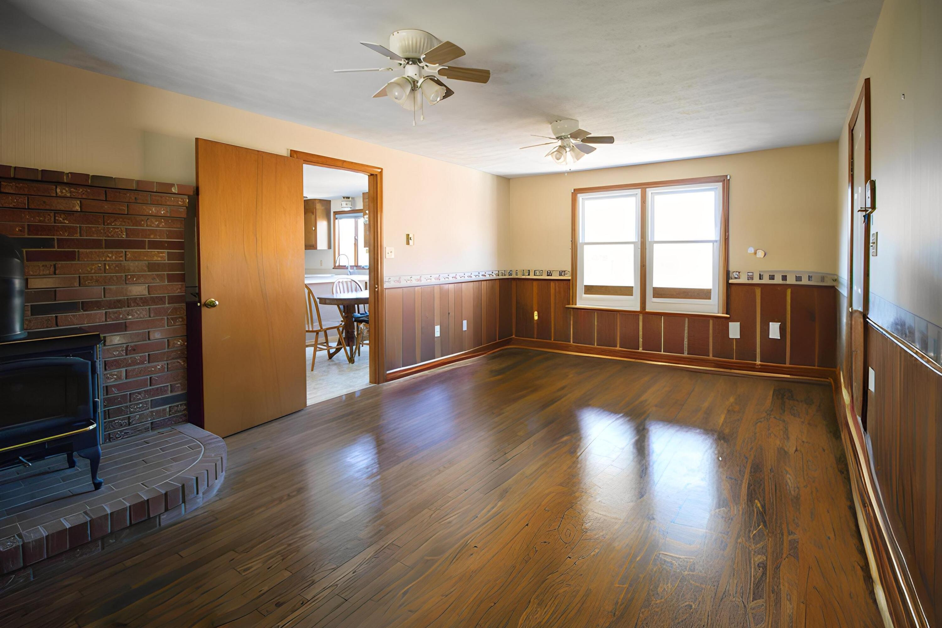 395 River Road Standish, ME 04084 - Photo 5 of 44 Family Room Entry