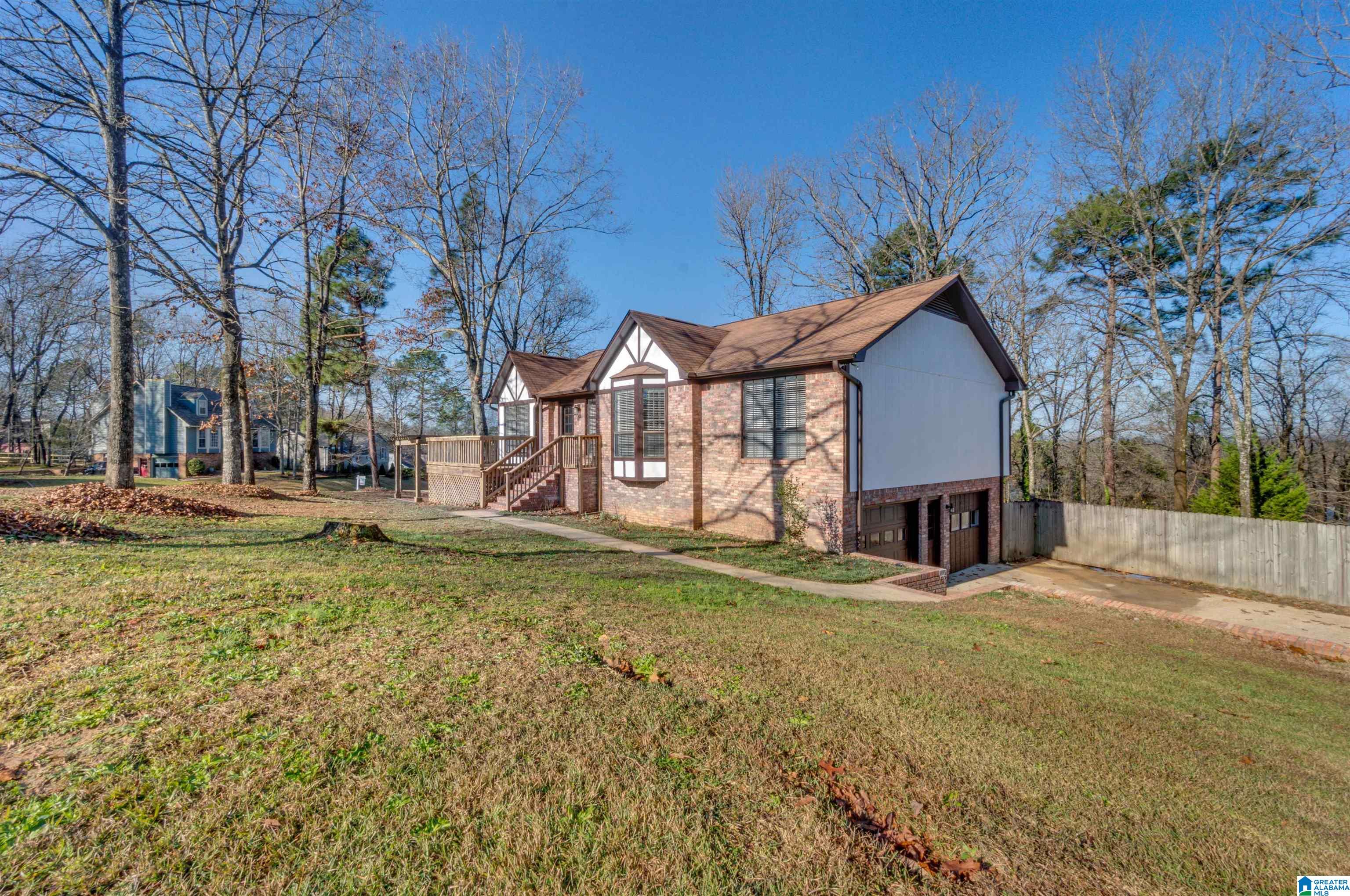 201 Port S Lane Alabaster, AL 35007 - Photo 1 of 49