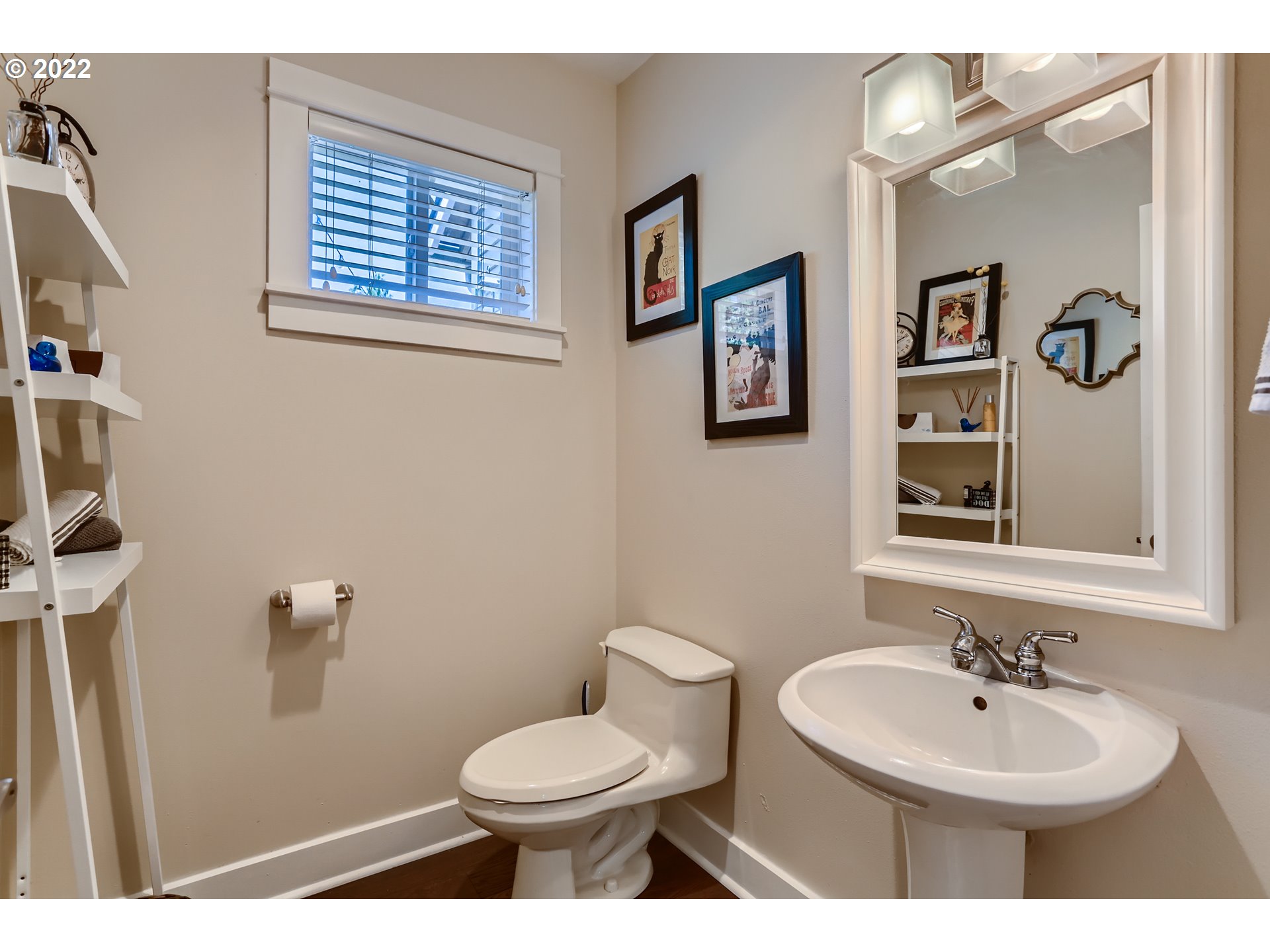 4009 Southwest Pendleton Street Portland, OR 97221 - Photo 15 of 32 Gallery Image 15