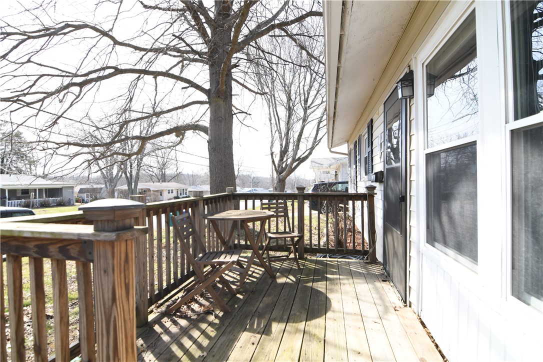 332 West Imboden Drive Decatur, IL 62521 - Photo 3 of 13 Gallery Image 3
