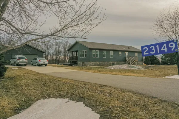 $430,000 | 23149 Mulligan Drive, Glenwood, MN 56334