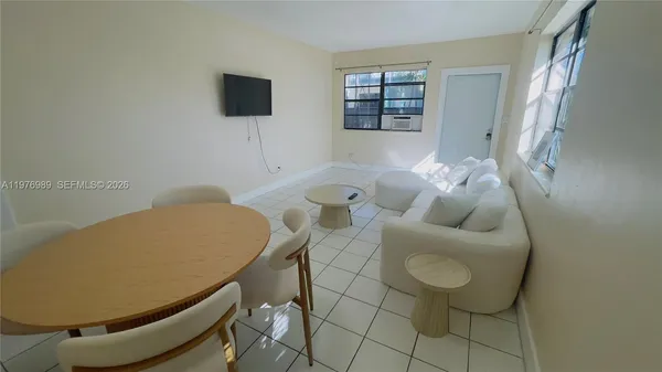 $2,100 | 807 86th Street, Unit 801, Miami Beach, FL 33141