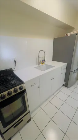 $2,100 | 807 86th Street, Unit 801, Miami Beach, FL 33141