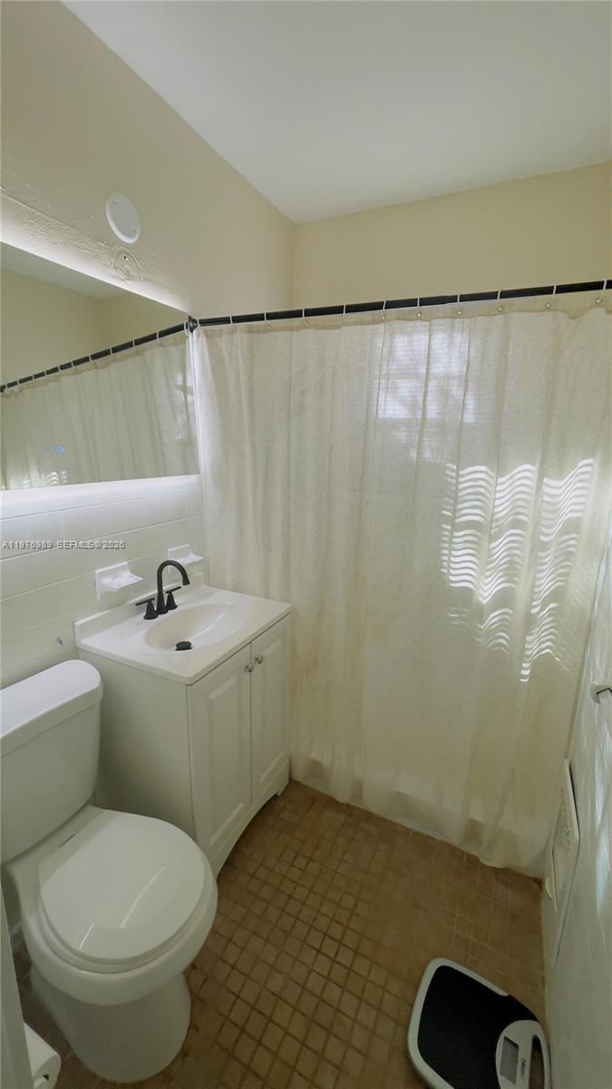 807 86th Street, Unit 801 Miami Beach, FL 33141 - Photo 8 of 10