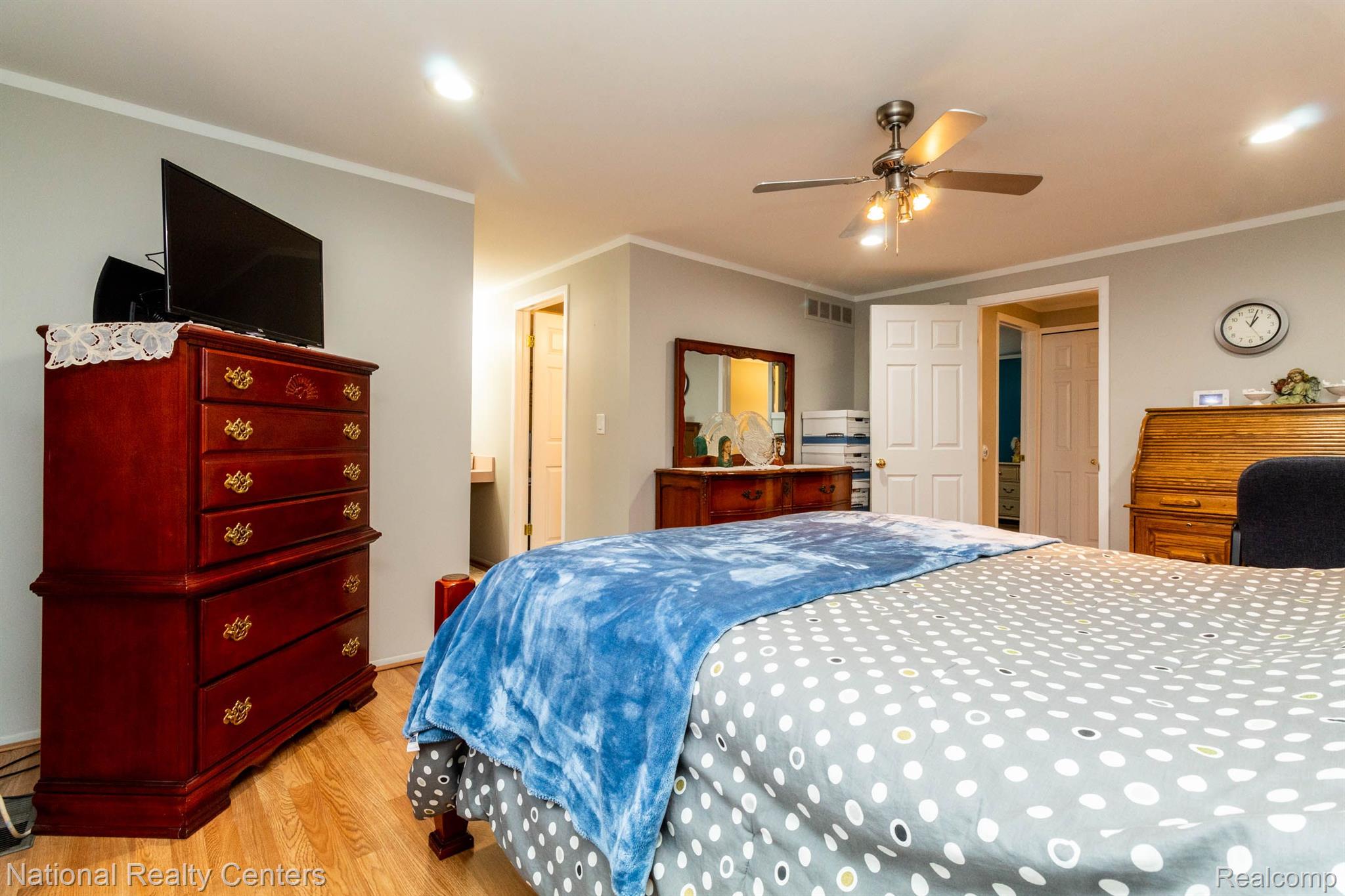 32147 West 12 Mile Road Farmington, MI 48334 - Photo 13 of 43 Gallery Image 13