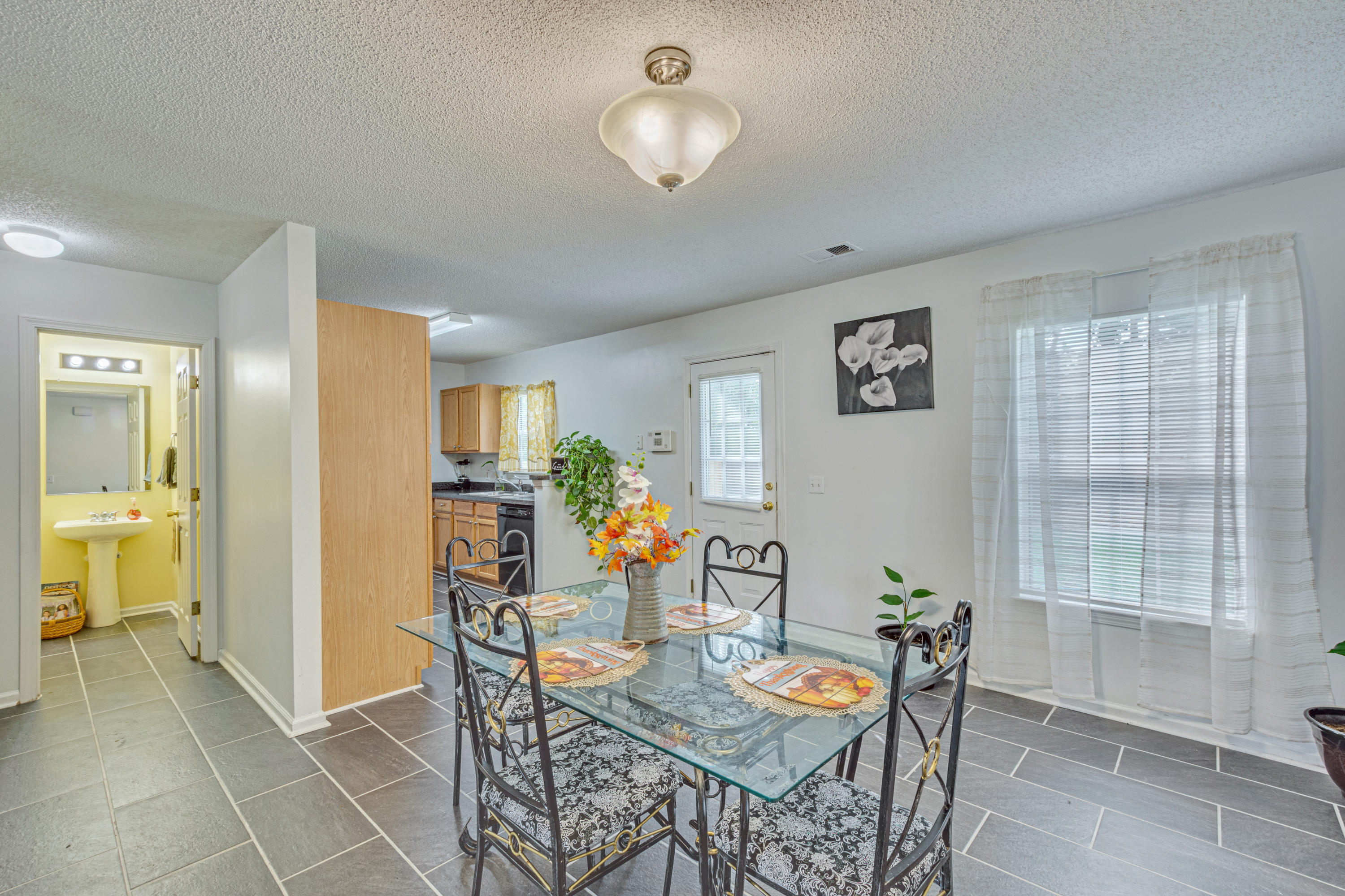 623 State Rd S-8-977 Moncks Corner, SC 29461 - Photo 12 of 33 16 (1)