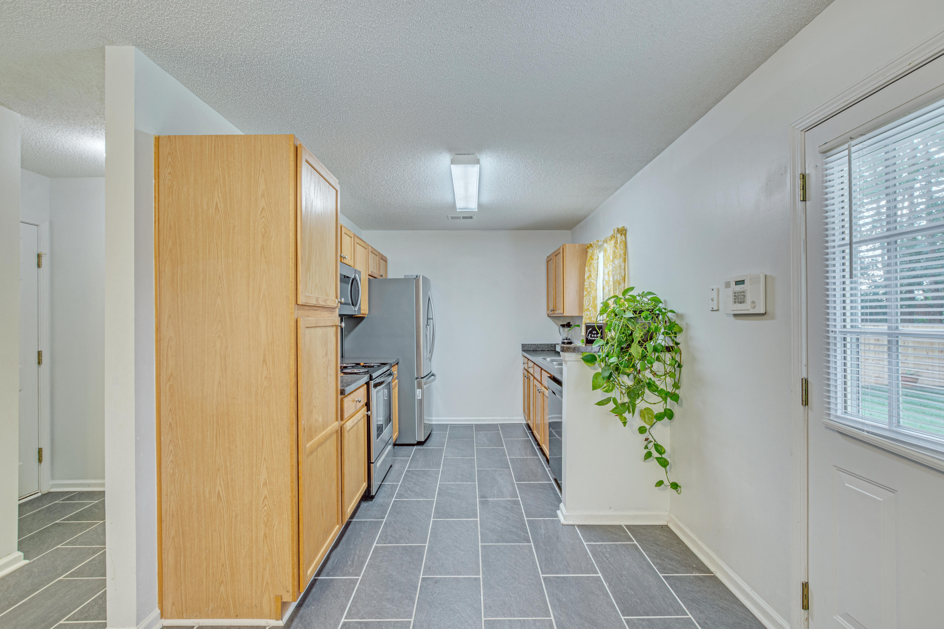 623 State Rd S-8-977 Moncks Corner, SC 29461 - Photo 15 of 33 19 (1)