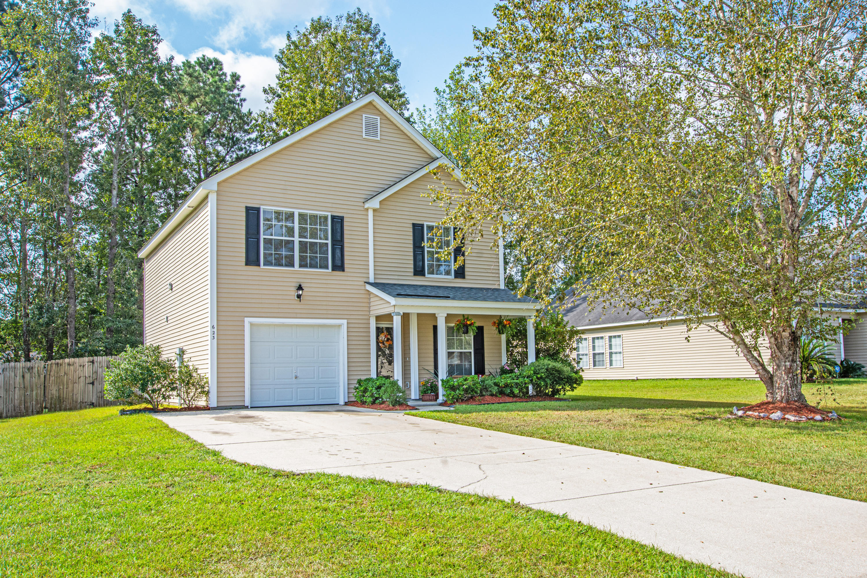 623 State Rd S-8-977 Moncks Corner, SC 29461 - Photo 3 of 33 0-10
