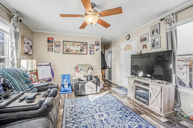 $200,000 | 28 Woodlawn Drive, Allenstown, NH 03275