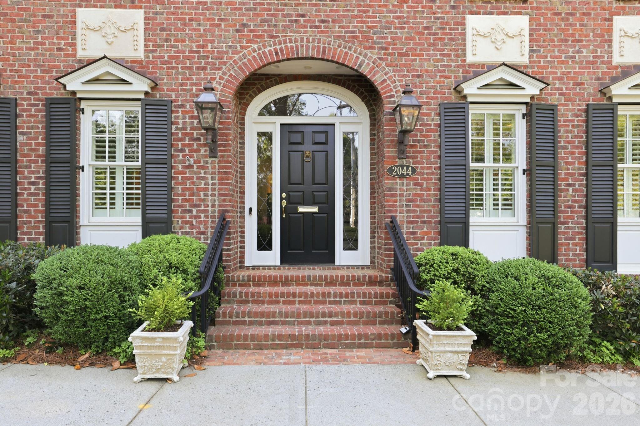 2044 Queens Road West Charlotte, NC 28209 - Photo 2 of 44 Gallery Image 2