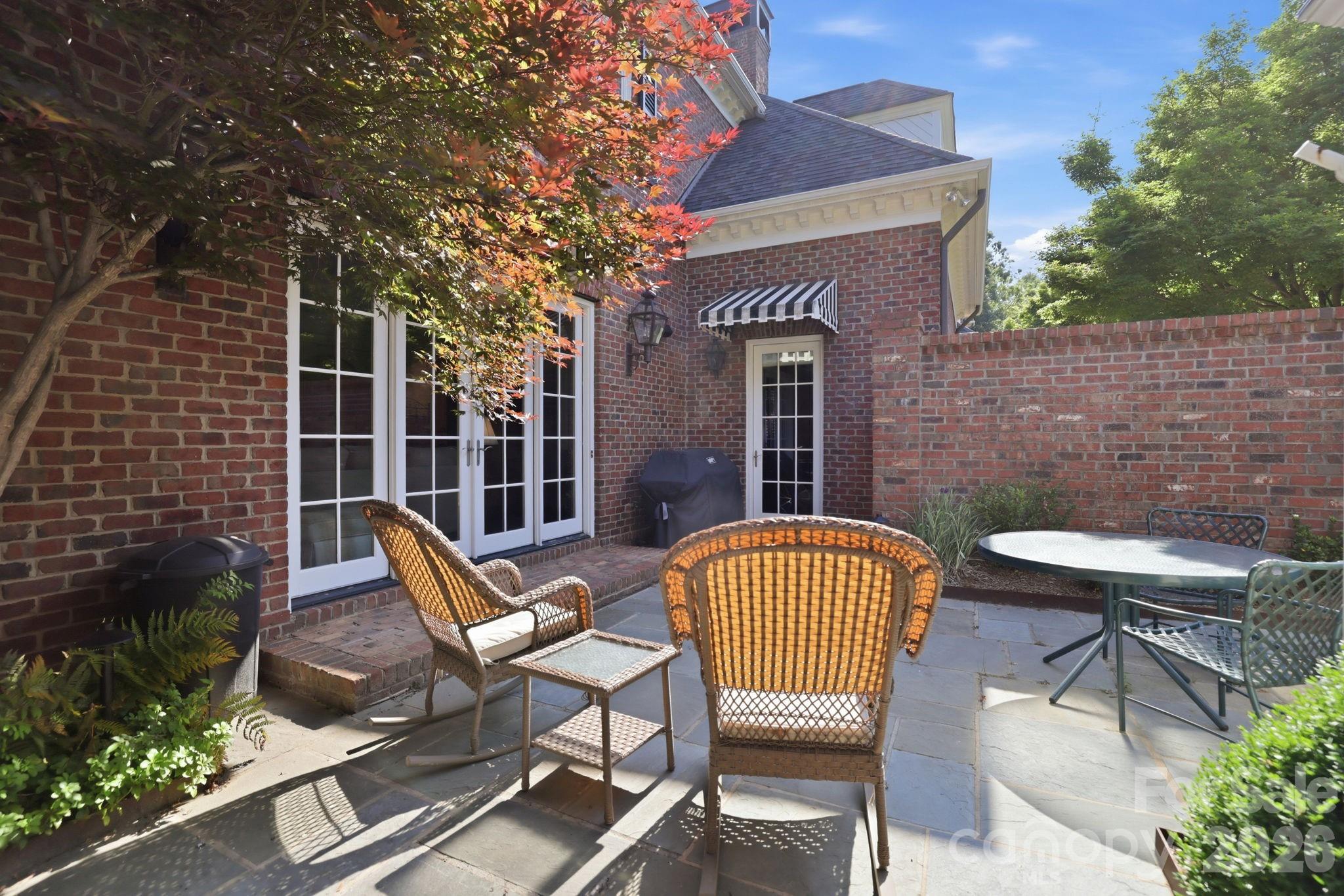 2044 Queens Road West Charlotte, NC 28209 - Photo 39 of 44 Gallery Image 39