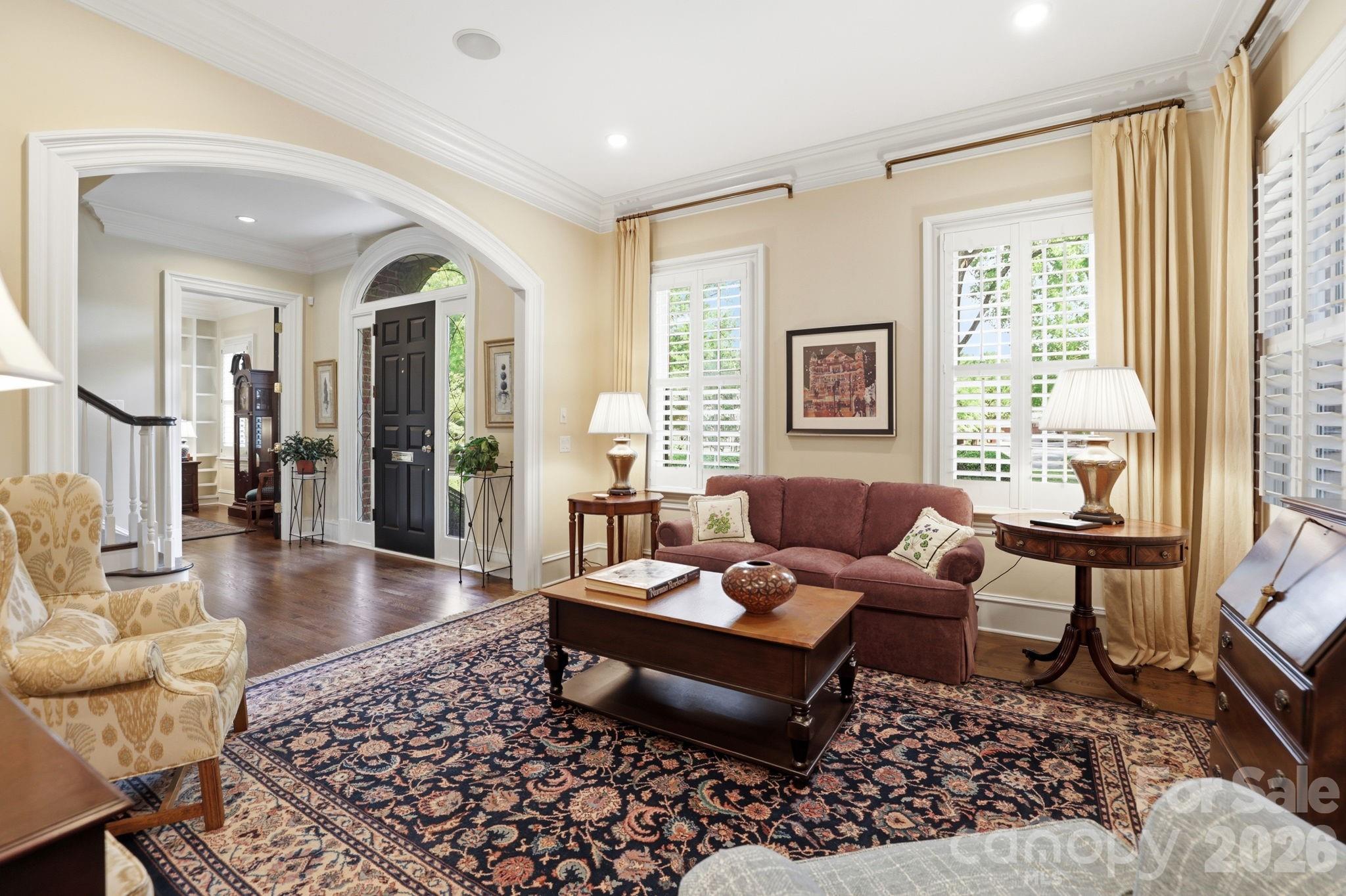 2044 Queens Road West Charlotte, NC 28209 - Photo 8 of 44 Gallery Image 8