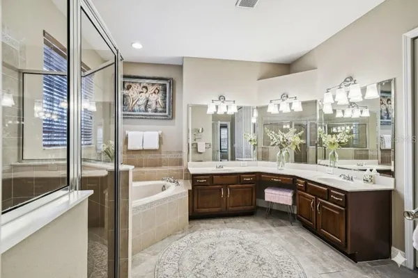 $945,000 | 3811 Ivydale Court, Land O Lakes, FL 34638