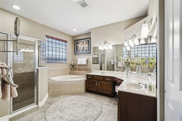 $945,000 | 3811 Ivydale Court, Land O Lakes, FL 34638