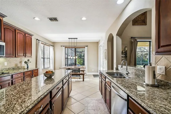 $945,000 | 3811 Ivydale Court, Land O Lakes, FL 34638