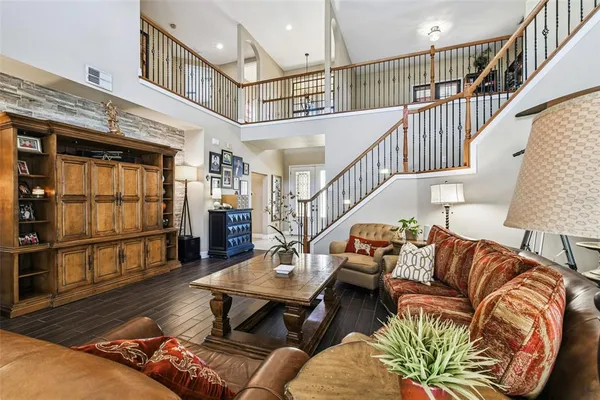 $945,000 | 3811 Ivydale Court, Land O Lakes, FL 34638