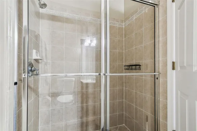 $995,000 | 3811 Ivydale Court, Land O Lakes, FL 34638