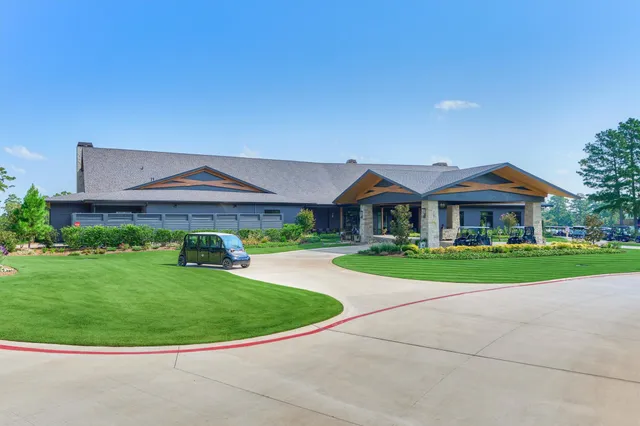 $845,000 | 26210 BlueJack National Boulevard, Unit 7, Montgomery, TX 77316