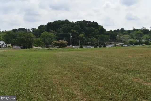 a view of an outdoor space and a yard