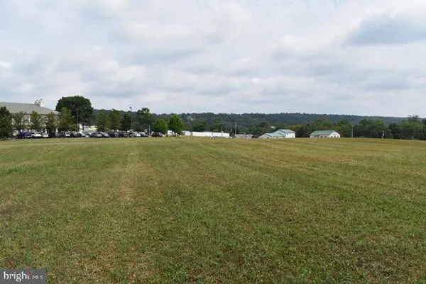$950,000 | 35 Kauffman Lane, Mifflintown, PA 17059