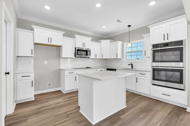 $429,900 | 364 Kingland Lane, Clarksville, TN 37043