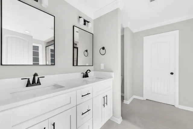 $429,900 | 364 Kingland Lane, Clarksville, TN 37043