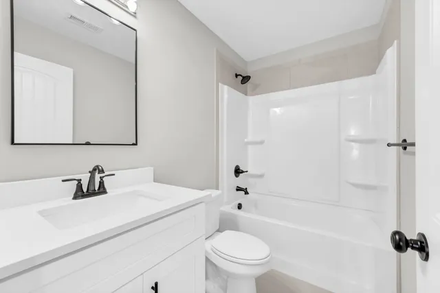 $429,900 | 364 Kingland Lane, Clarksville, TN 37043