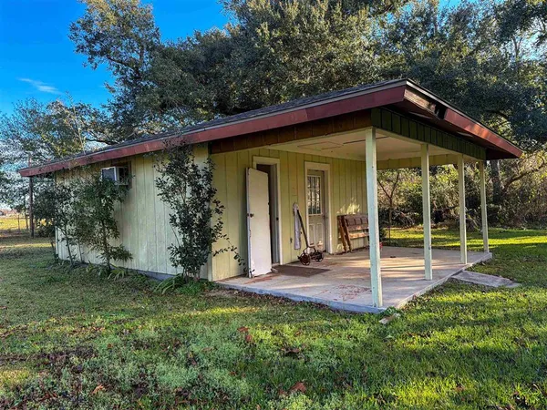 $139,900 | 965 West Main Street, Hackberry, LA 70645
