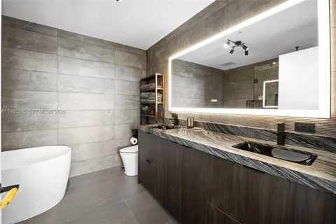 $2,125,000 | 3470 East Coast Avenue, Unit PH102, Miami, FL 33137