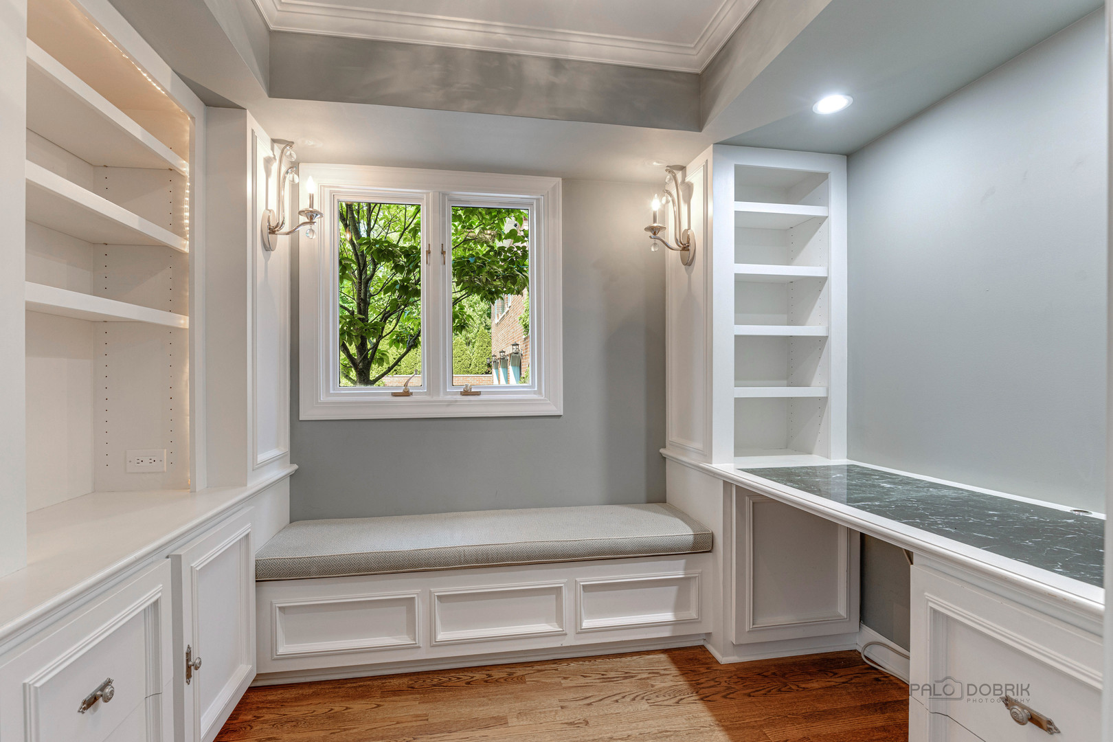 291 West Deerpath Road Lake Forest, IL 60045 - Photo 6 of 37 a bathroom with a bathtub and a window