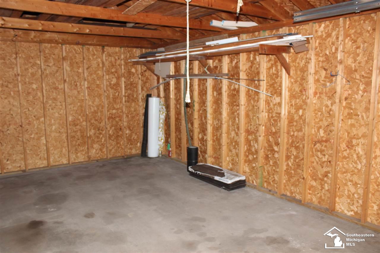 165 Ruff Drive Monroe, MI 48162 - Photo 12 of 42 Gallery Image 12