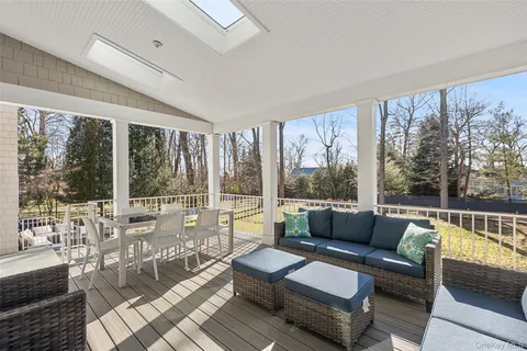 $2,995,000 | 4 Trails End, Rye, NY 10580