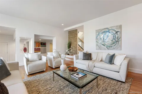 $2,995,000 | 4 Trails End, Rye, NY 10580